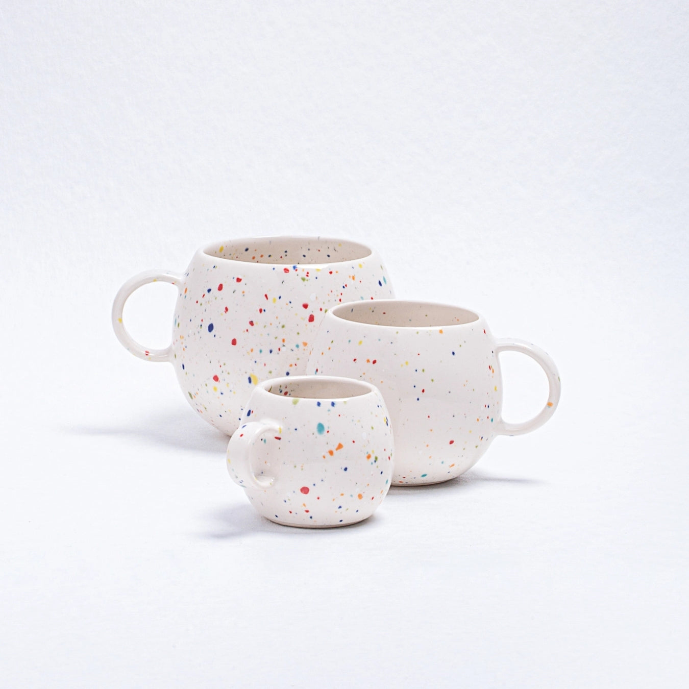 Taza New Party Ball de 500 ml, color blanco - Egg Back Home